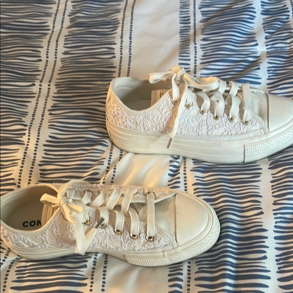 Pre-loved Converse Cream High-Top Sneakers Classic Canvas Design-size 7